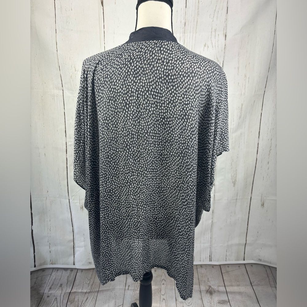 Loft Kimono Cardigan Coverup Gray Lightweight Rayon - Picture 5 of 7